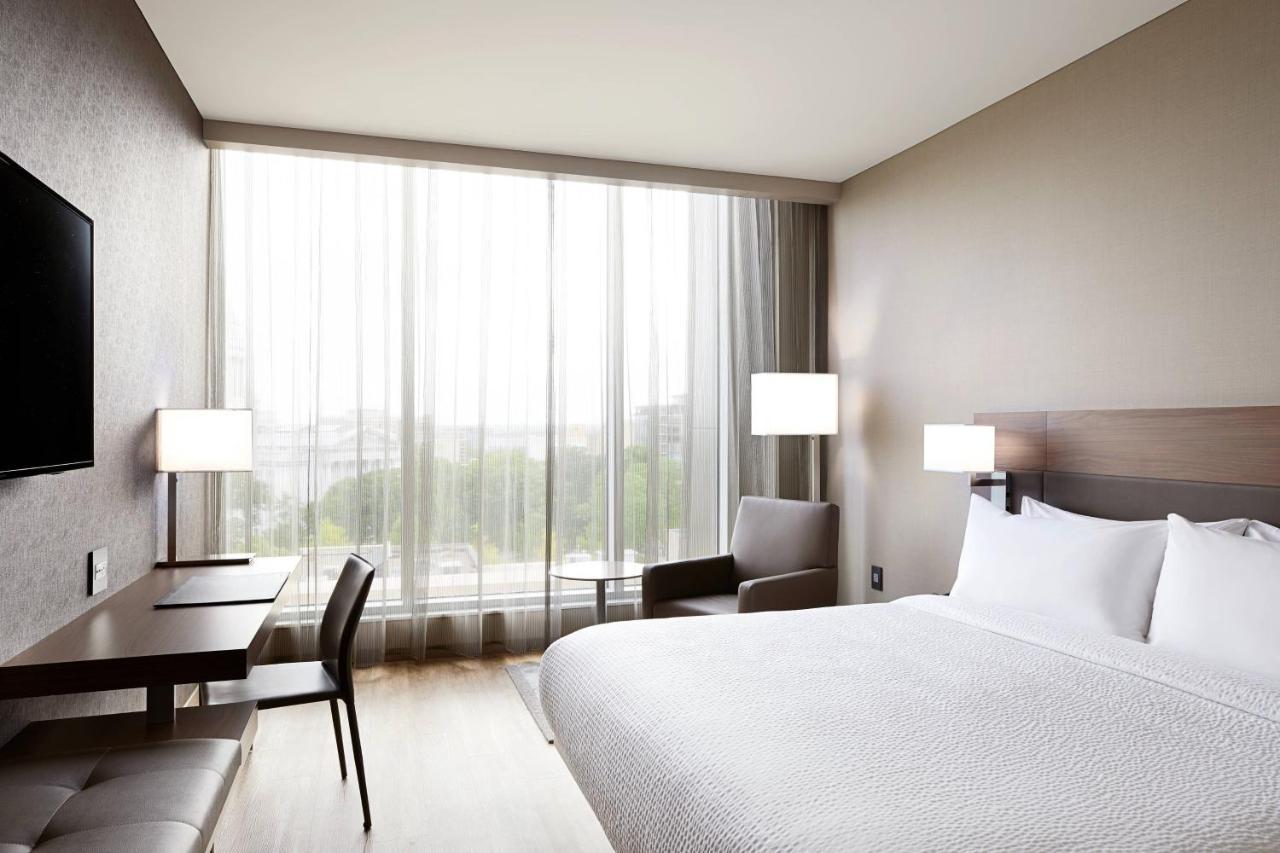 Ac Hotel By Marriott Madison Downtown Buitenkant foto