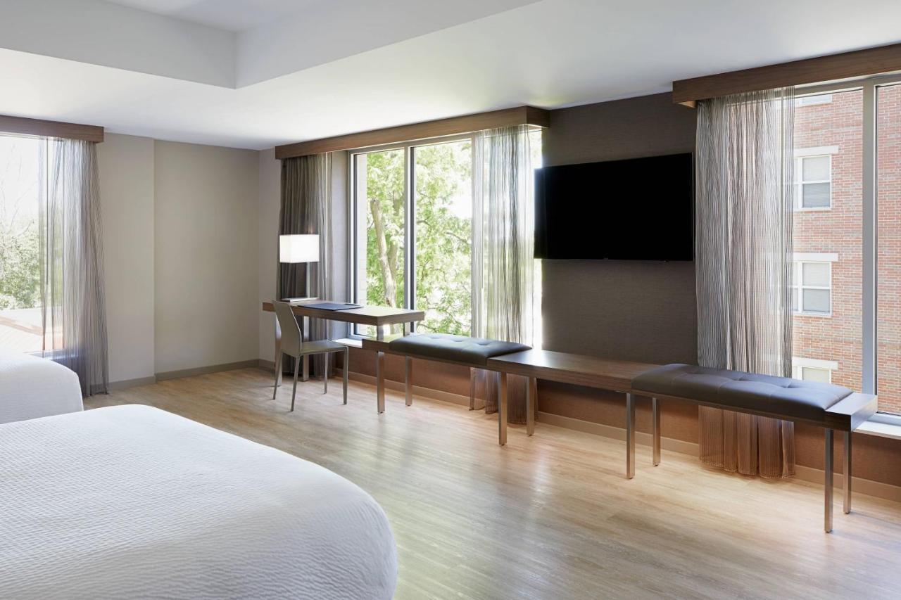 Ac Hotel By Marriott Madison Downtown Buitenkant foto