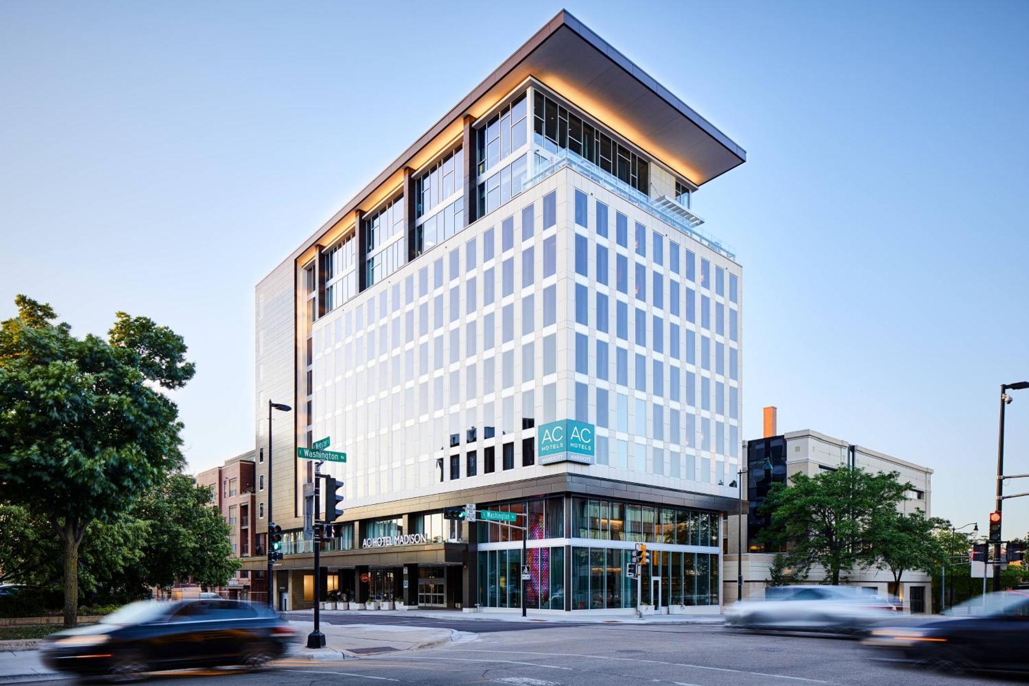 Ac Hotel By Marriott Madison Downtown Buitenkant foto