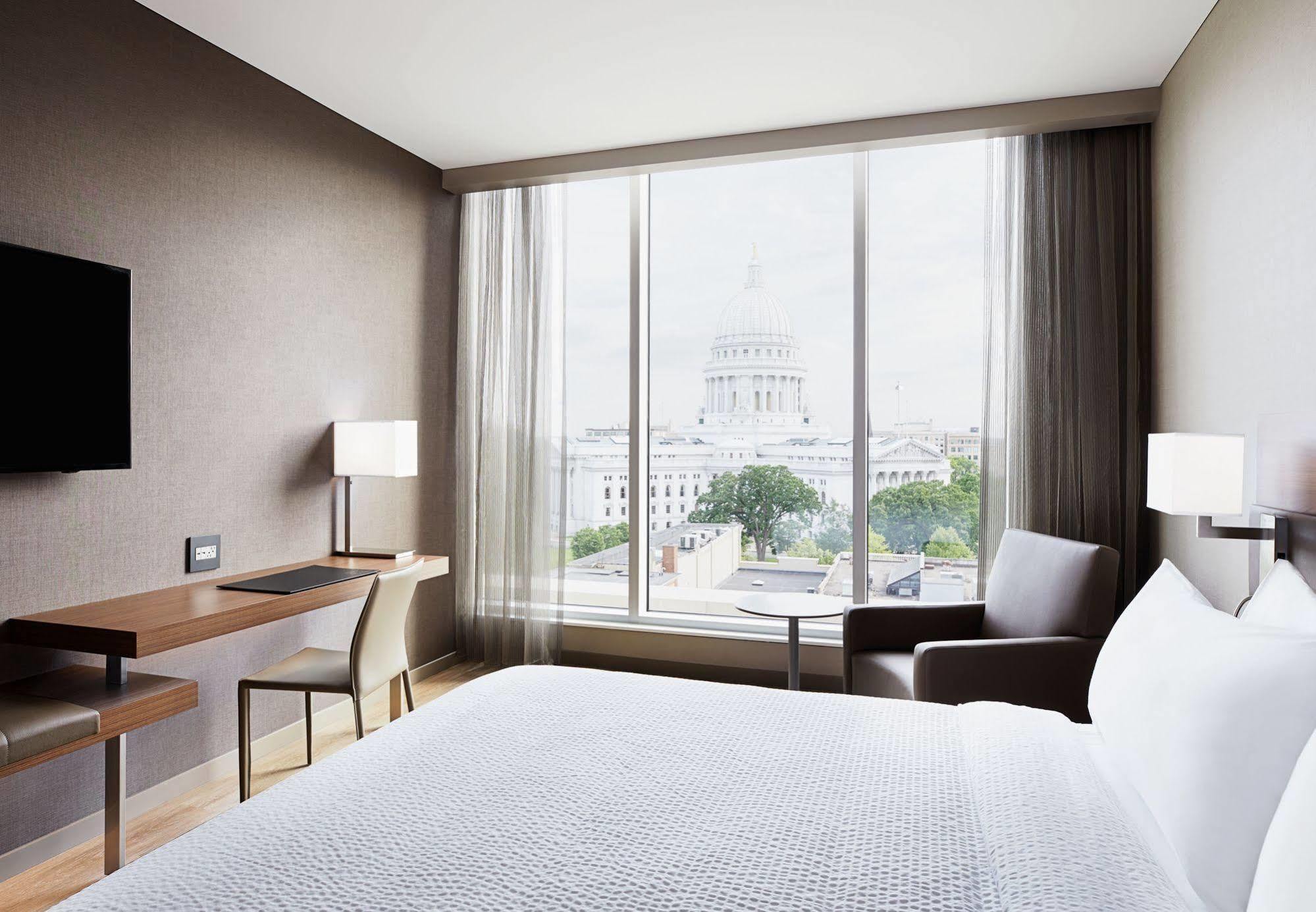 Ac Hotel By Marriott Madison Downtown Buitenkant foto